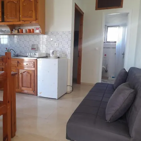 아파트 Angelos Apartment's 아릴라스