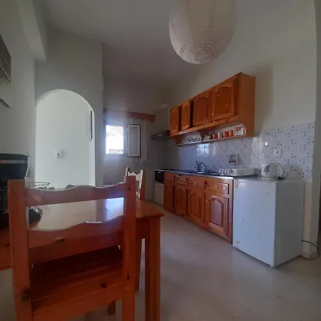 Angelos Apartment's