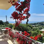 Angelos Aparts Apartament