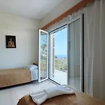 Angelos Aparts أريلاز