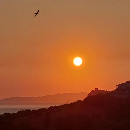 Angelos Aparts * Arillas (Corfu)
