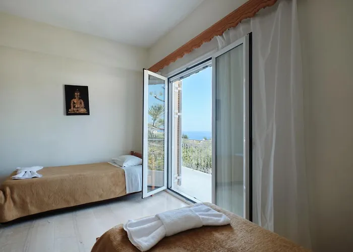 Angelos Aparts Arillas (Corfu)