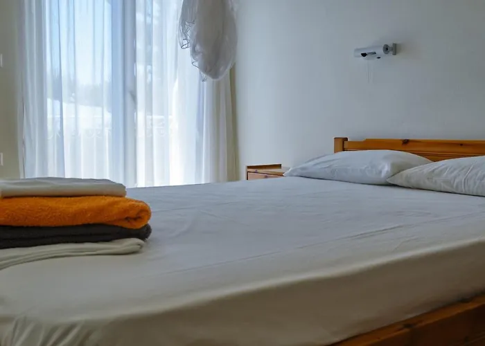 Angelos Aparts アパート *